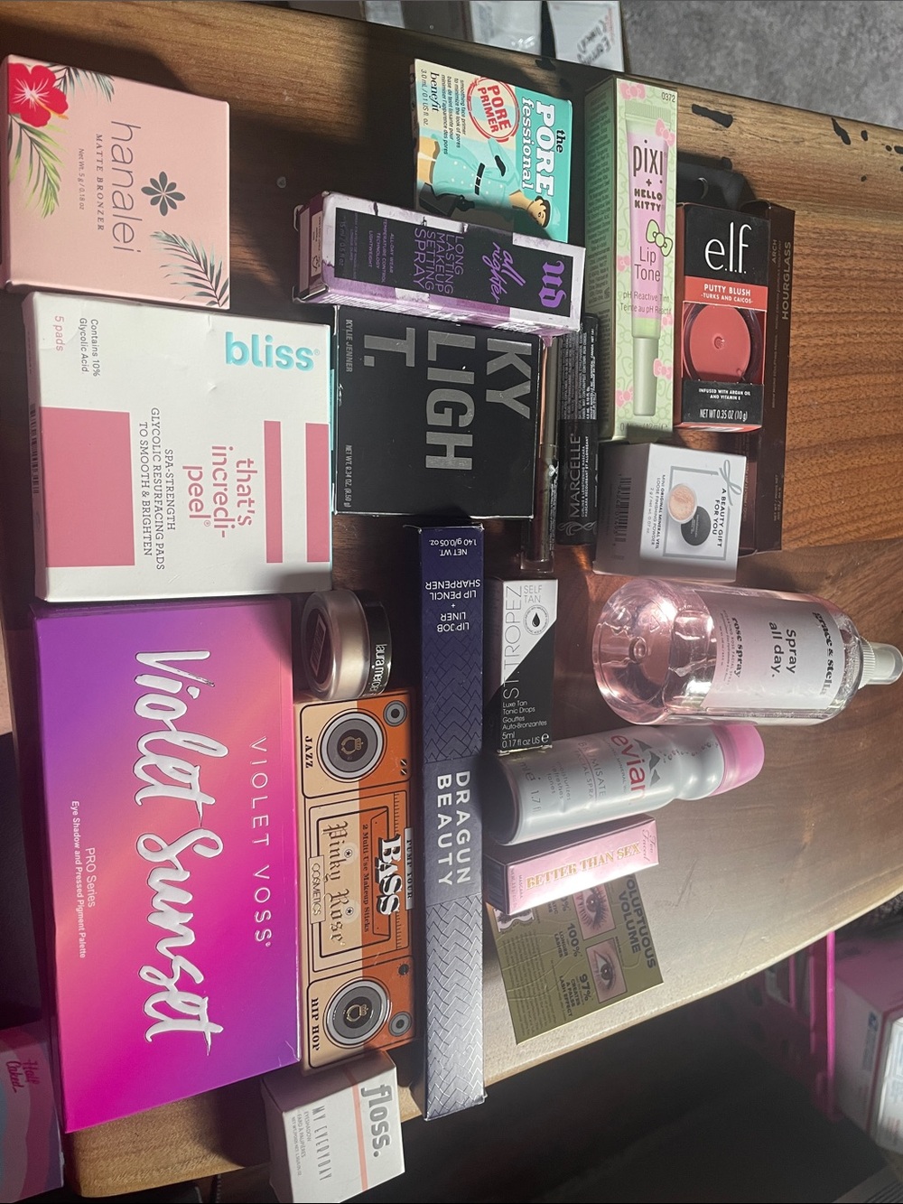 Mix lot of makeup see description